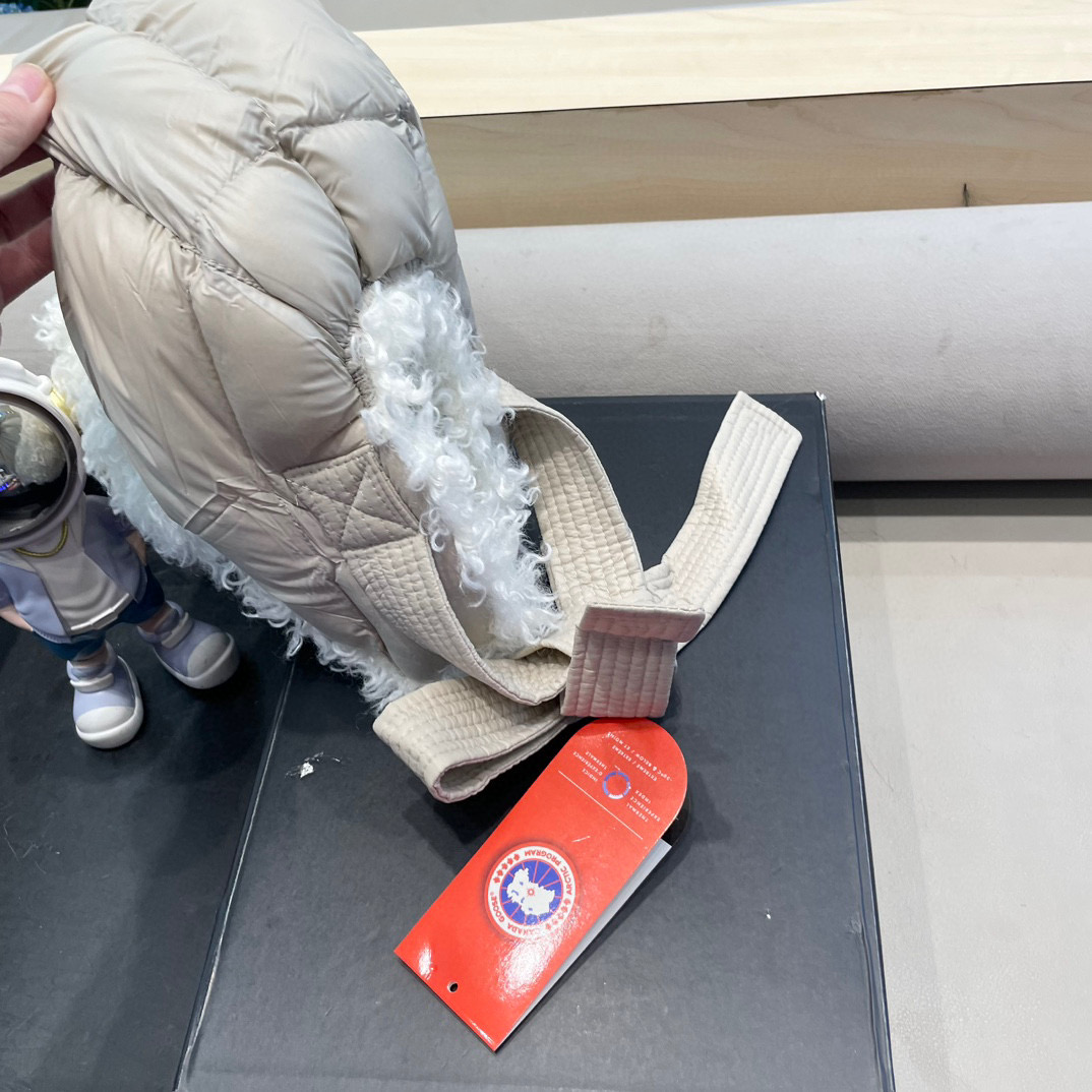 加拿大鹅🦢羽绒雷锋帽女冬季韩版显脸小保暖毛绒帽加绒护耳滑雪帽子