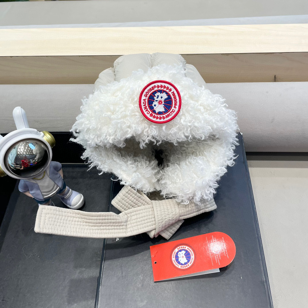 加拿大鹅🦢羽绒雷锋帽女冬季韩版显脸小保暖毛绒帽加绒护耳滑雪帽子