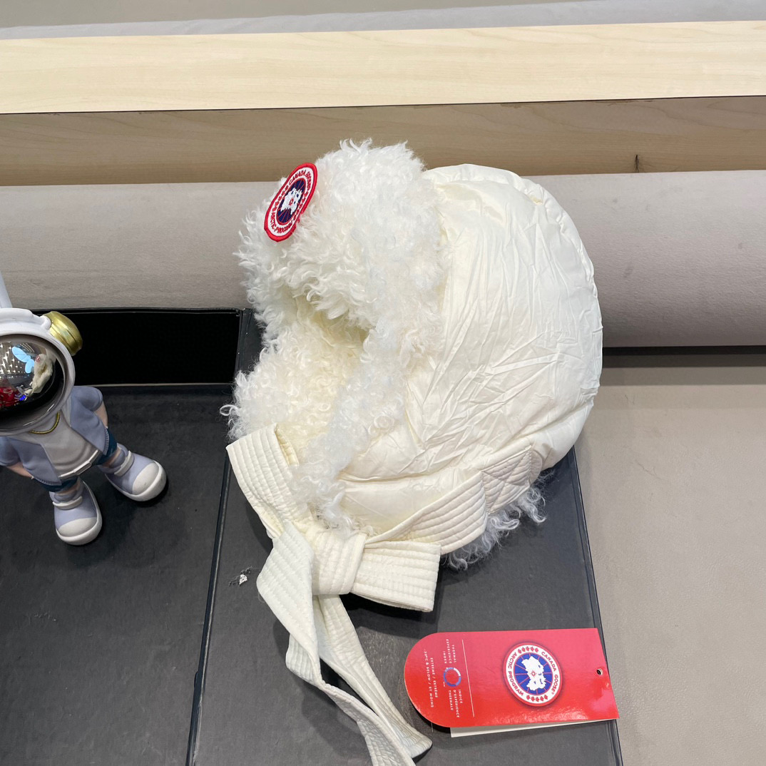 加拿大鹅🦢羽绒雷锋帽女冬季韩版显脸小保暖毛绒帽加绒护耳滑雪帽子