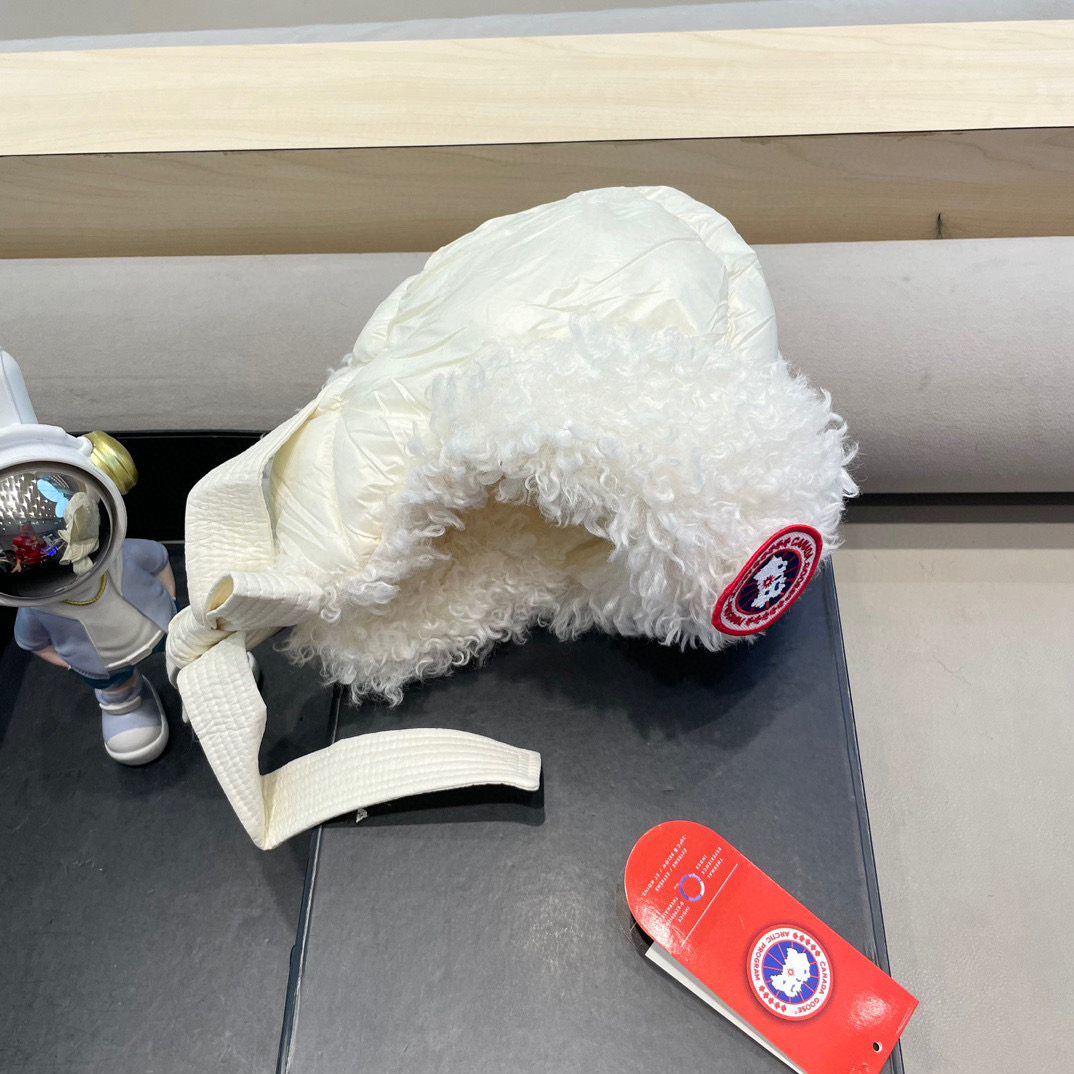 加拿大鹅🦢羽绒雷锋帽女冬季韩版显脸小保暖毛绒帽加绒护耳滑雪帽子