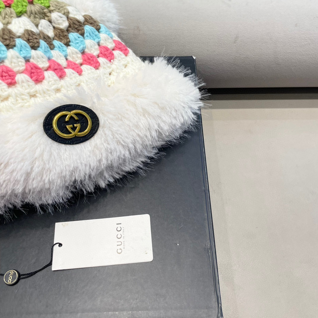 Gucci森系米奇毛球耳朵手工针织熊熊帽子女冬季毛绒保暖新款加厚护耳帽