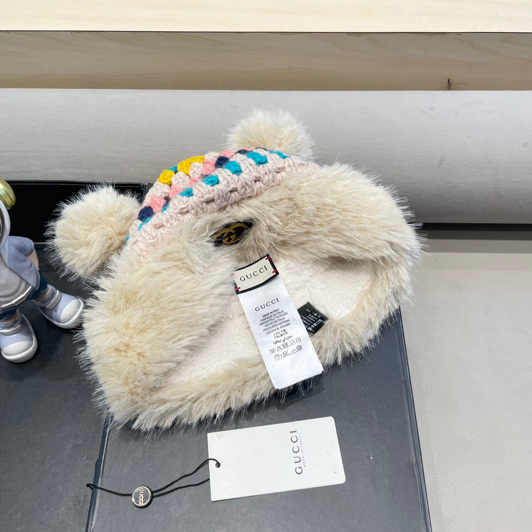 Gucci森系米奇毛球耳朵手工针织熊熊帽子女冬季毛绒保暖新款加厚护耳帽