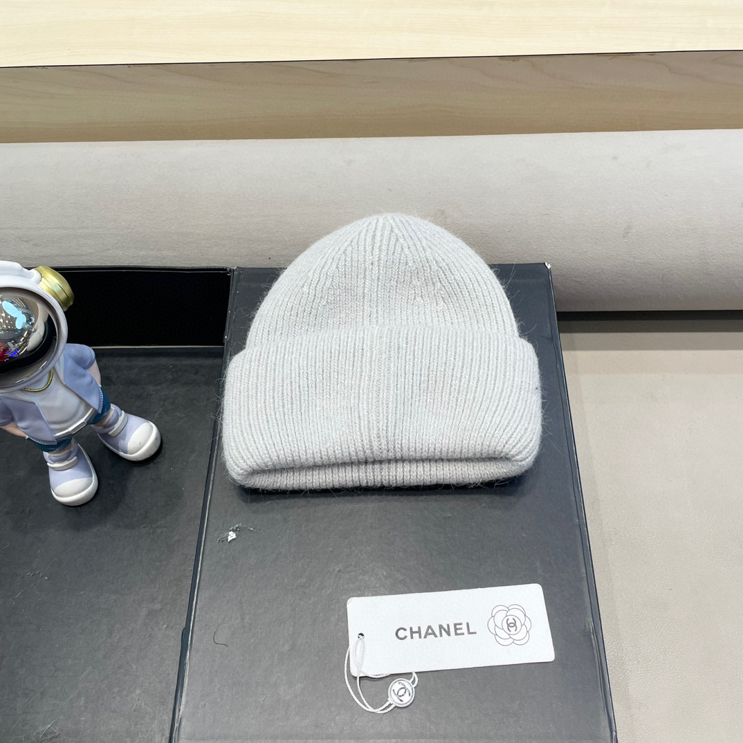 Chanel韩国出口定制~青苹果兔毛针织帽女冬季保暖护耳包头帽薄荷绿冷帽