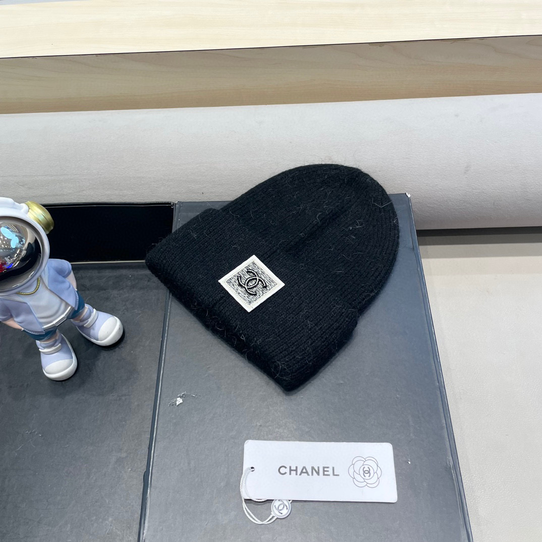 Chanel韩国出口定制~青苹果兔毛针织帽女冬季保暖护耳包头帽薄荷绿冷帽
