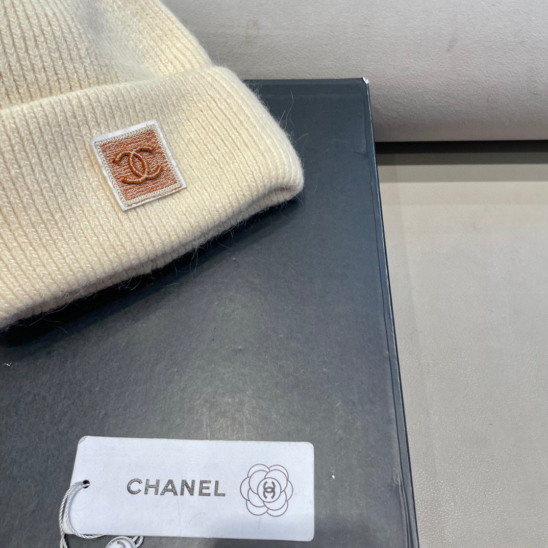 Chanel韩国出口定制~青苹果兔毛针织帽女冬季保暖护耳包头帽薄荷绿冷帽