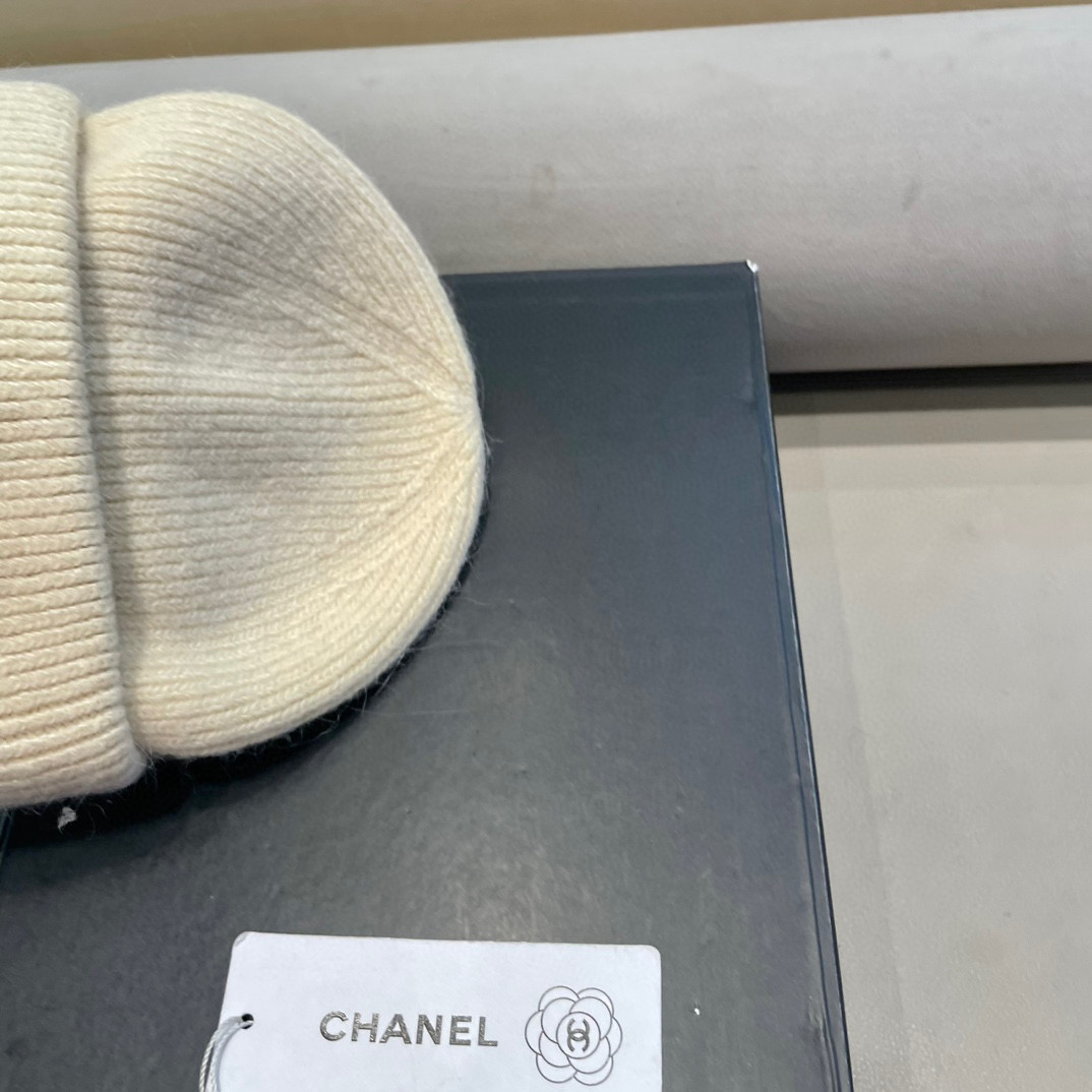 Chanel韩国出口定制~青苹果兔毛针织帽女冬季保暖护耳包头帽薄荷绿冷帽