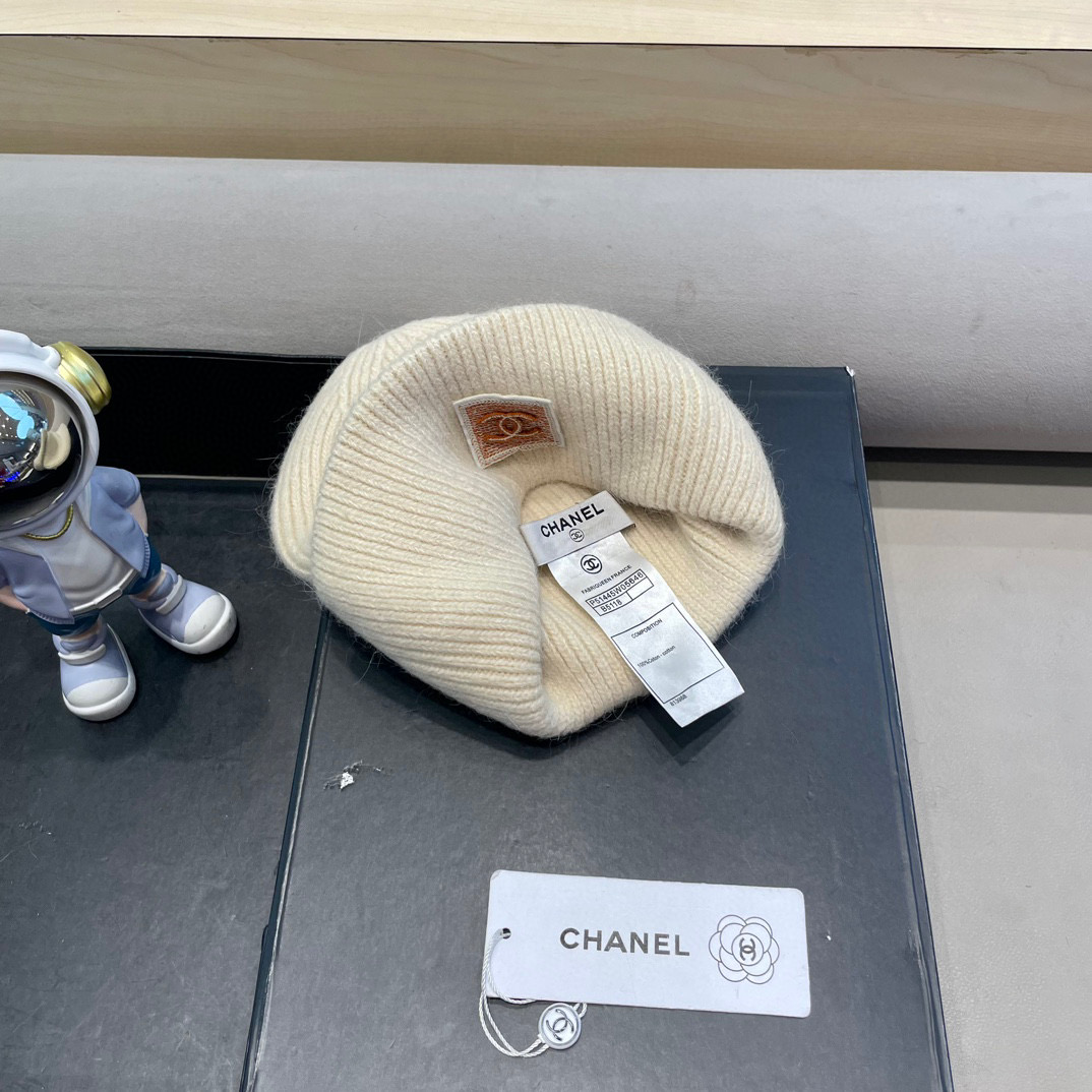 Chanel韩国出口定制~青苹果兔毛针织帽女冬季保暖护耳包头帽薄荷绿冷帽