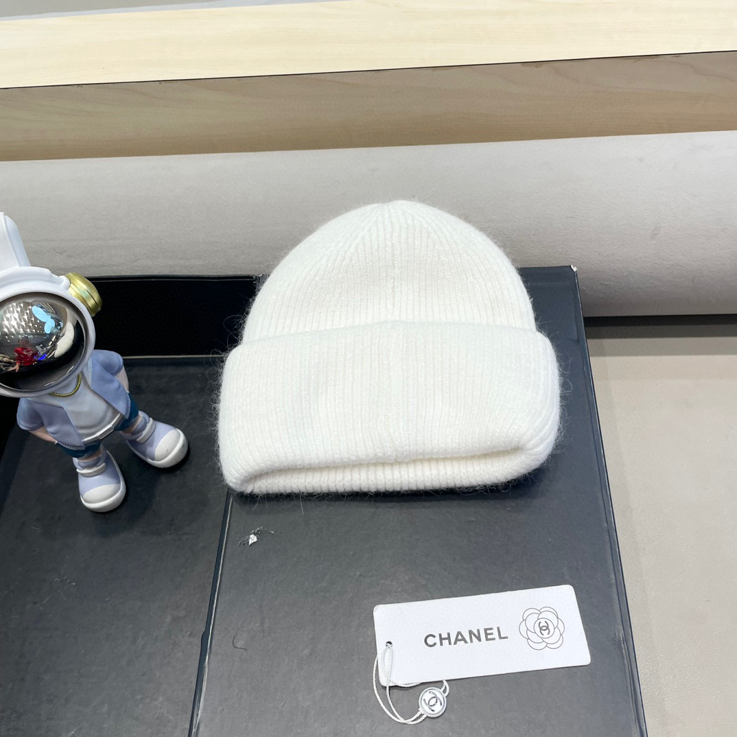 Chanel韩国出口定制~青苹果兔毛针织帽女冬季保暖护耳包头帽薄荷绿冷帽