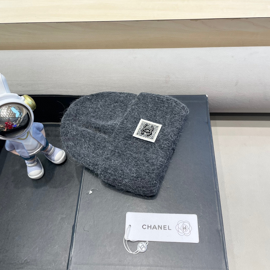 Chanel韩国出口定制~青苹果兔毛针织帽女冬季保暖护耳包头帽薄荷绿冷帽