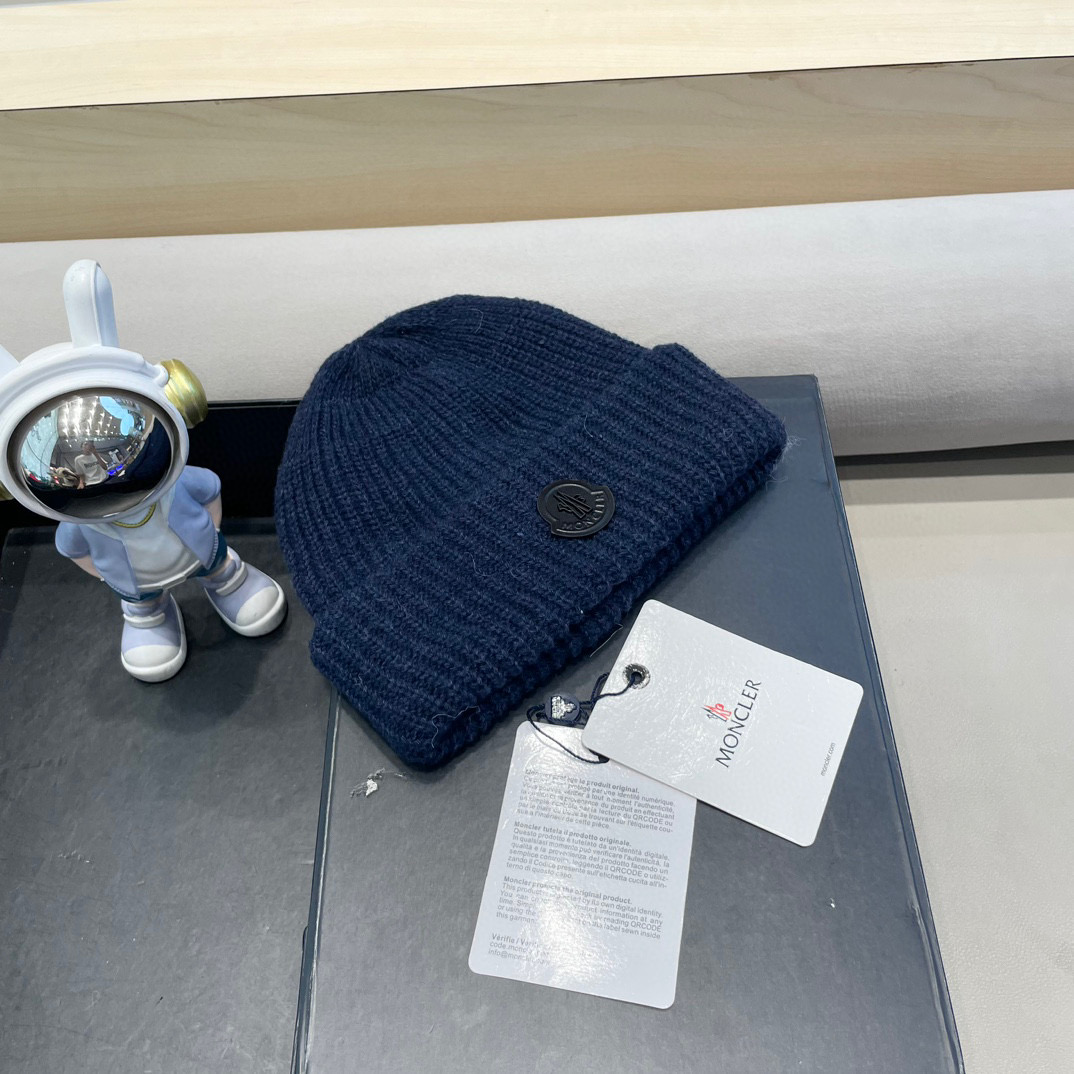 moncler 年秋冬季新款韩版简约百搭针织帽子女防寒保暖护耳时尚毛线帽