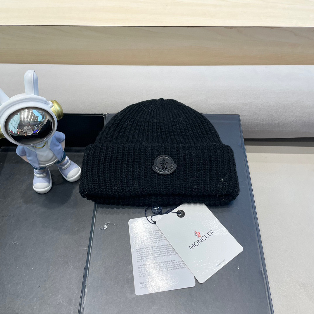 moncler 年秋冬季新款韩版简约百搭针织帽子女防寒保暖护耳时尚毛线帽