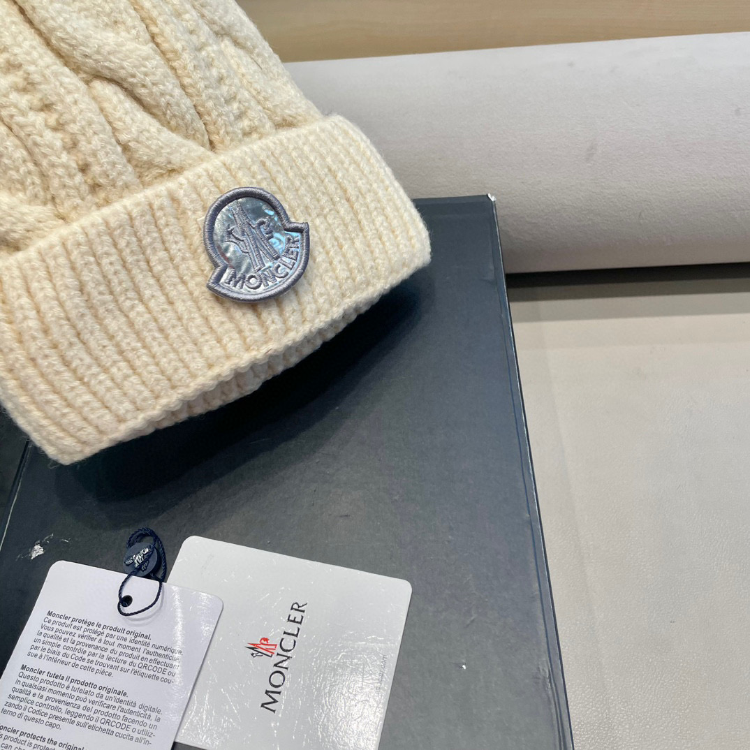 moncler毛线帽子女冬款加厚加绒护耳帽双层毛球针织帽新款