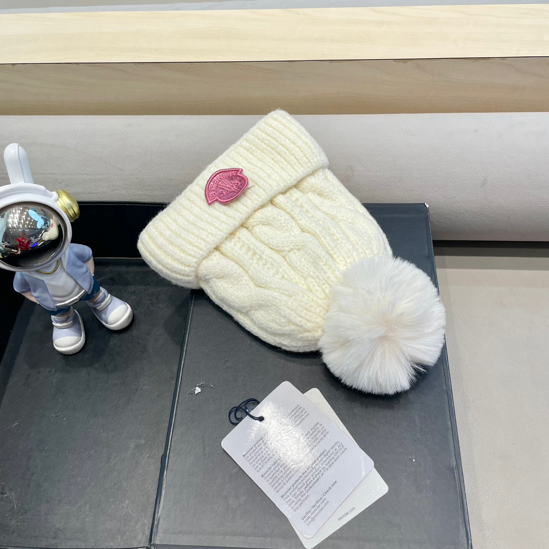 moncler毛线帽子女冬款加厚加绒护耳帽双层毛球针织帽新款