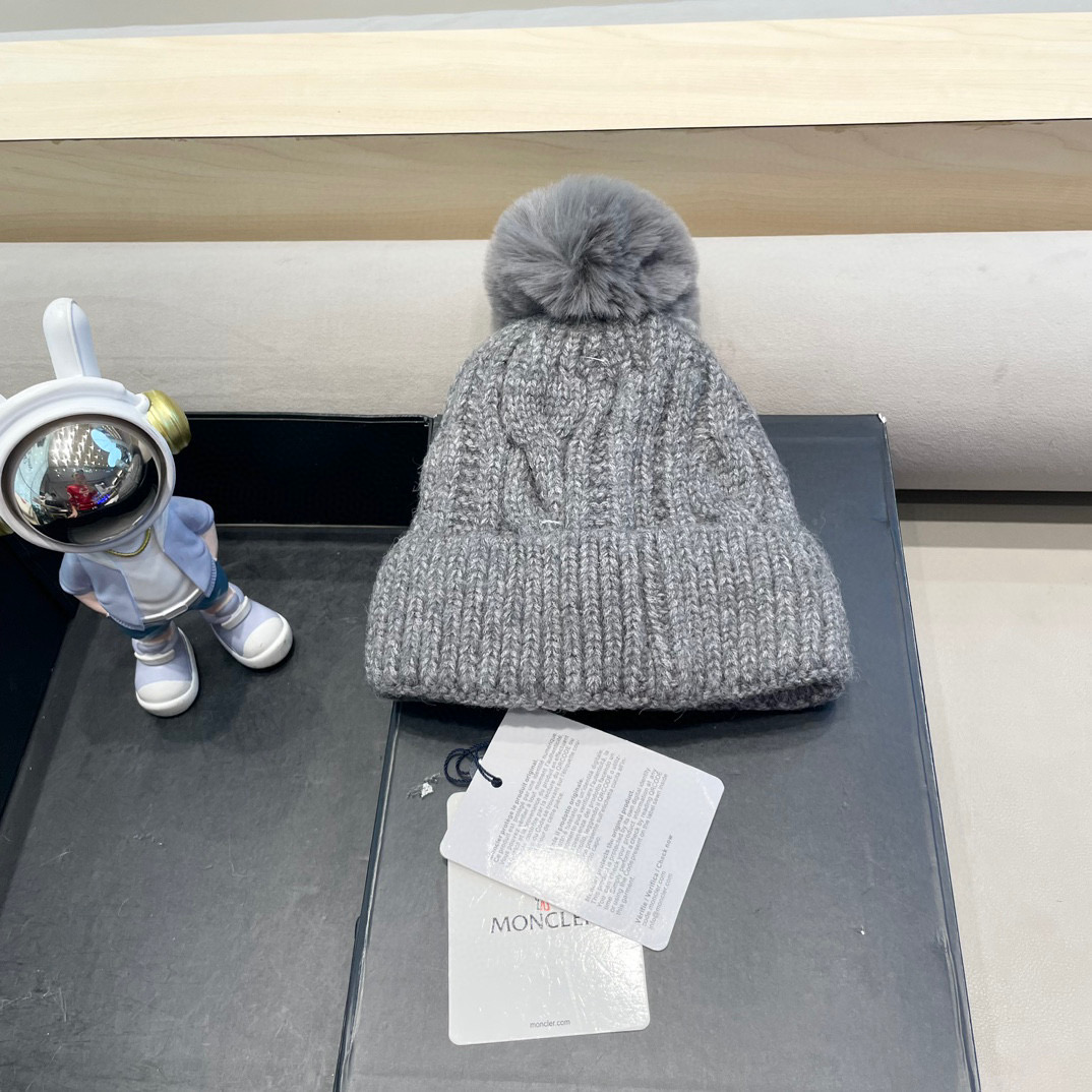 moncler毛线帽子女冬款加厚加绒护耳帽双层毛球针织帽新款