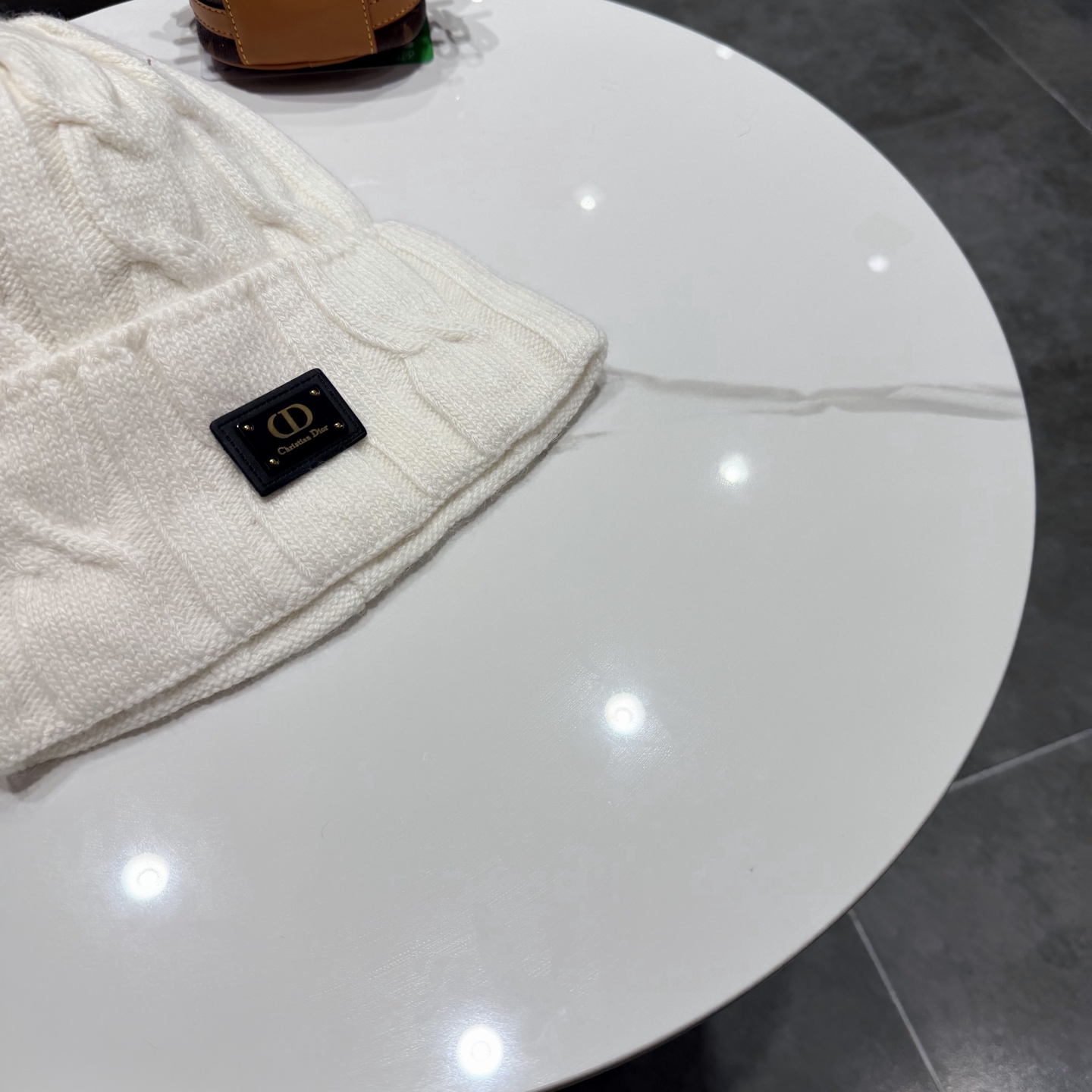 Dior迪奥新款针织毛线帽，时尚百搭！