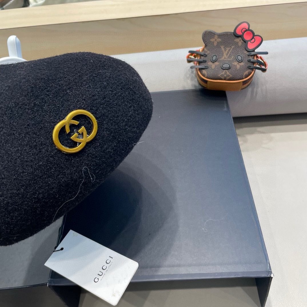 GUCCI古奇贝雷帽女秋冬韩版日系百搭纯色针织文艺画家帽南瓜帽蓓蕾帽子
