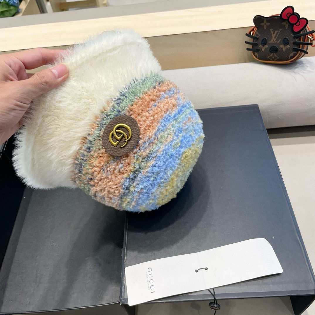 GUCCI古奇彩色渔夫帽秋冬新款女显脸小保暖针织毛线盆帽休闲毛绒水桶帽