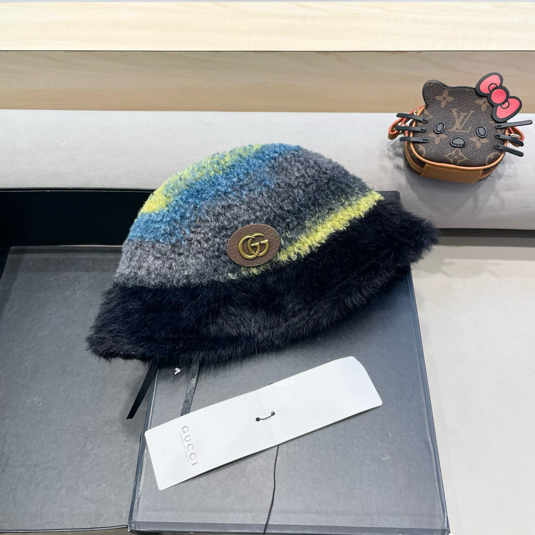 GUCCI古奇彩色渔夫帽秋冬新款女显脸小保暖针织毛线盆帽休闲毛绒水桶帽