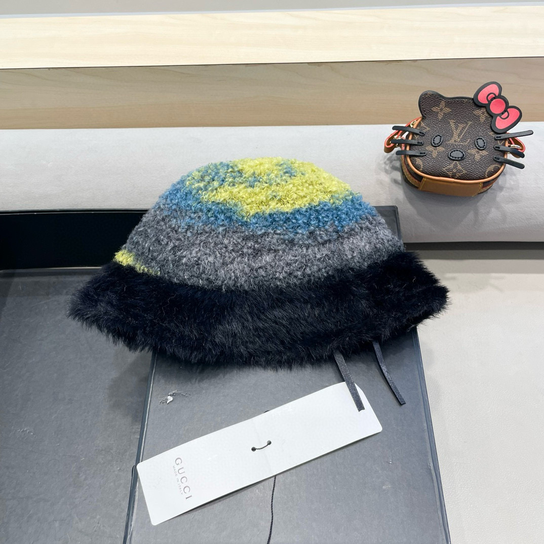 GUCCI古奇彩色渔夫帽秋冬新款女显脸小保暖针织毛线盆帽休闲毛绒水桶帽