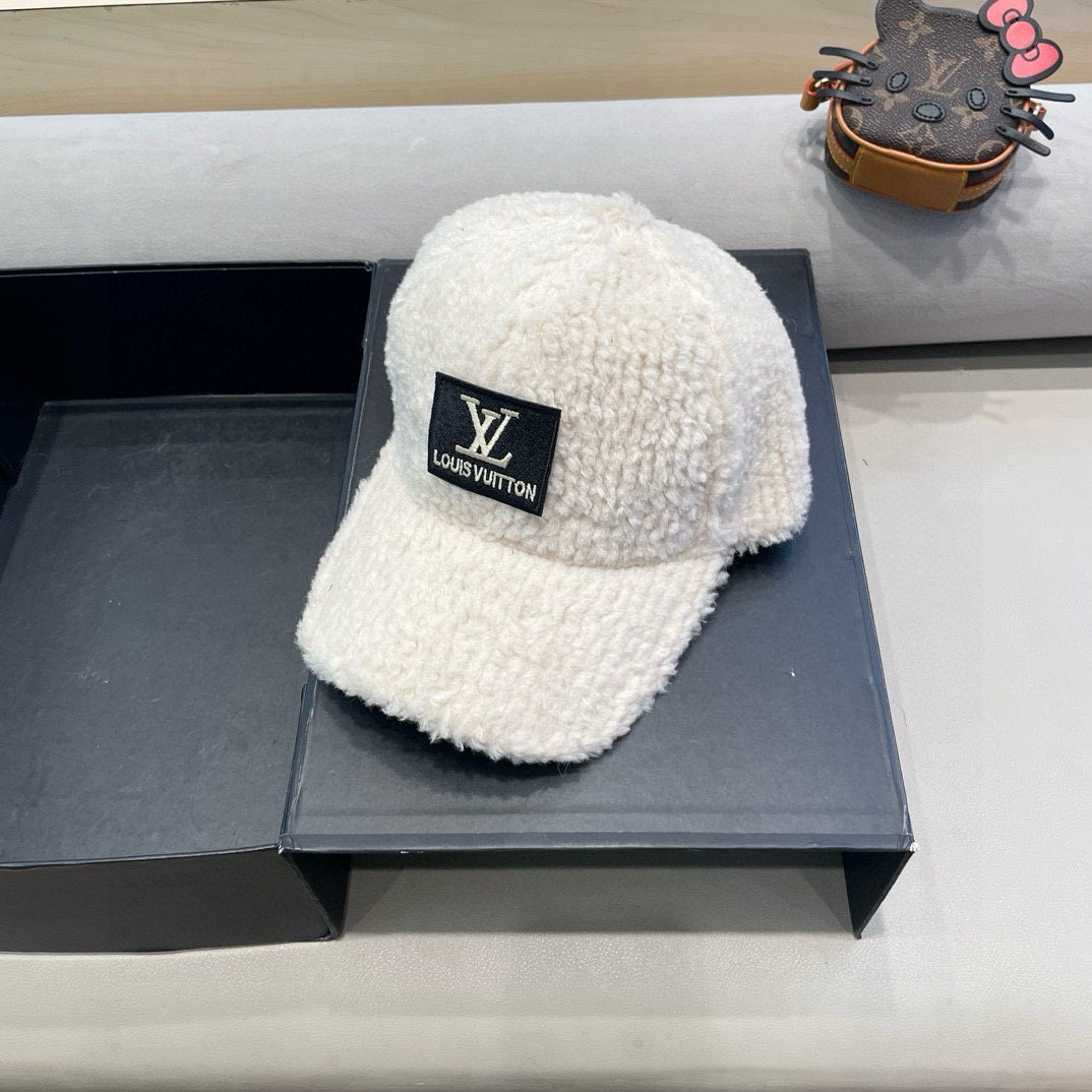 路易威登lv鸭舌帽男女秋冬羊羔毛刺绣字母棒球帽子加厚毛绒