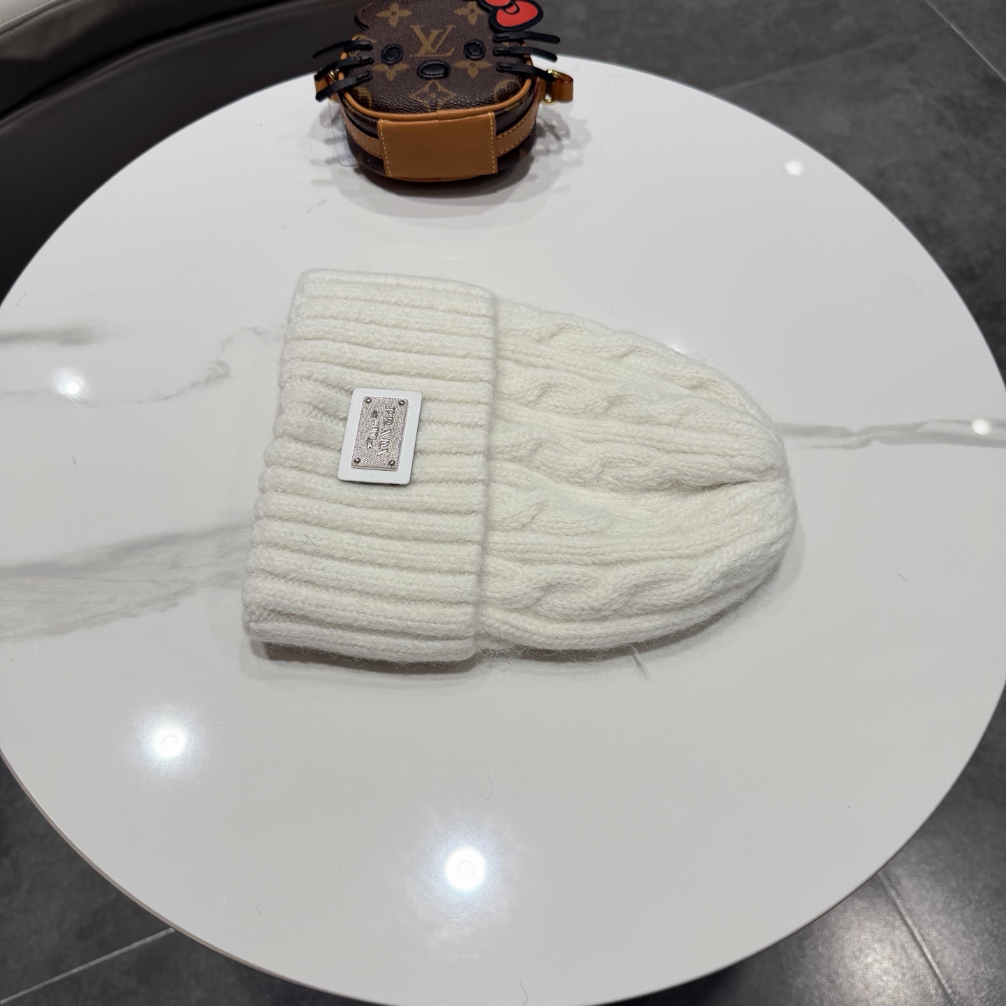 普拉达新款毛线帽，头围57cm