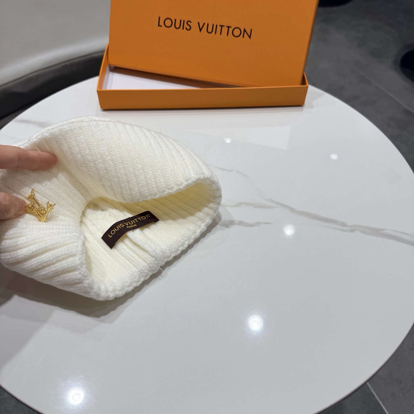 Lv路易斯新款毛线帽