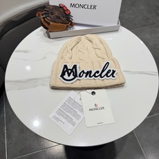 高版本!!!蒙口MONCLER高品质针织兔羊毛毛线帽 超经典不过时的一款秋冬冷帽🥶 懂货的小姐姐必入款,帽型质量市场都有 高版本!!!蒙口MONCLER高品质针织兔羊毛毛线帽 超经典不过时的一款秋冬冷帽🥶 懂货的小姐姐必入款,帽型质量市场都有