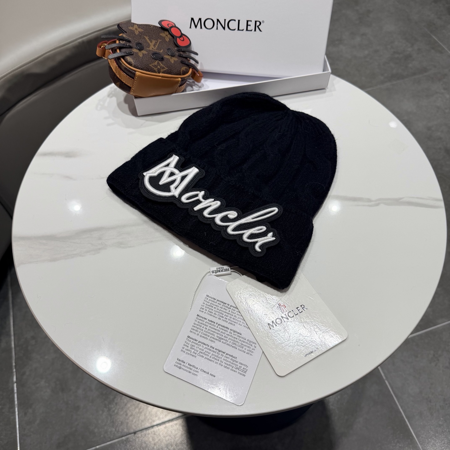 高版本！！！蒙口MONCLER高品质针织兔羊毛毛线帽 超经典不过时的一款秋冬冷帽🥶 懂货的小姐姐必入款，帽型质量市场都有