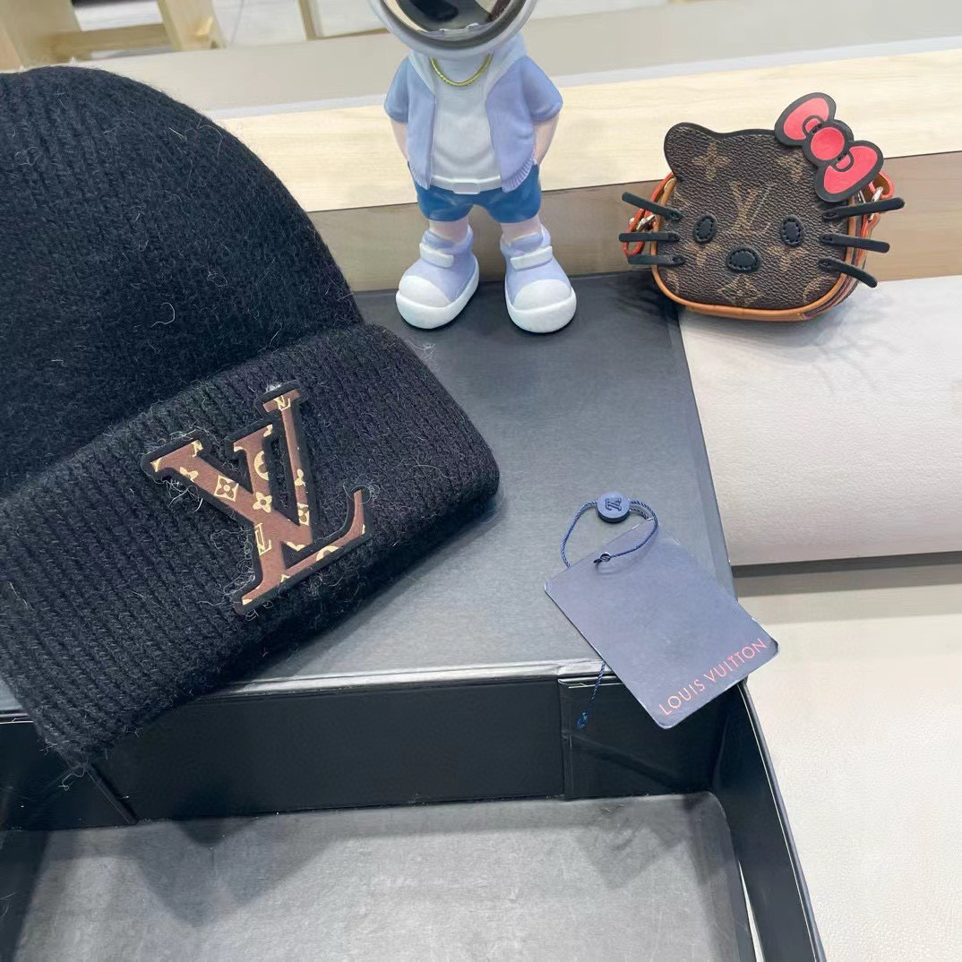 lv路易威登兔毛粗线针织帽女秋冬新款毛线帽大头围针织帽男款白色冷帽子