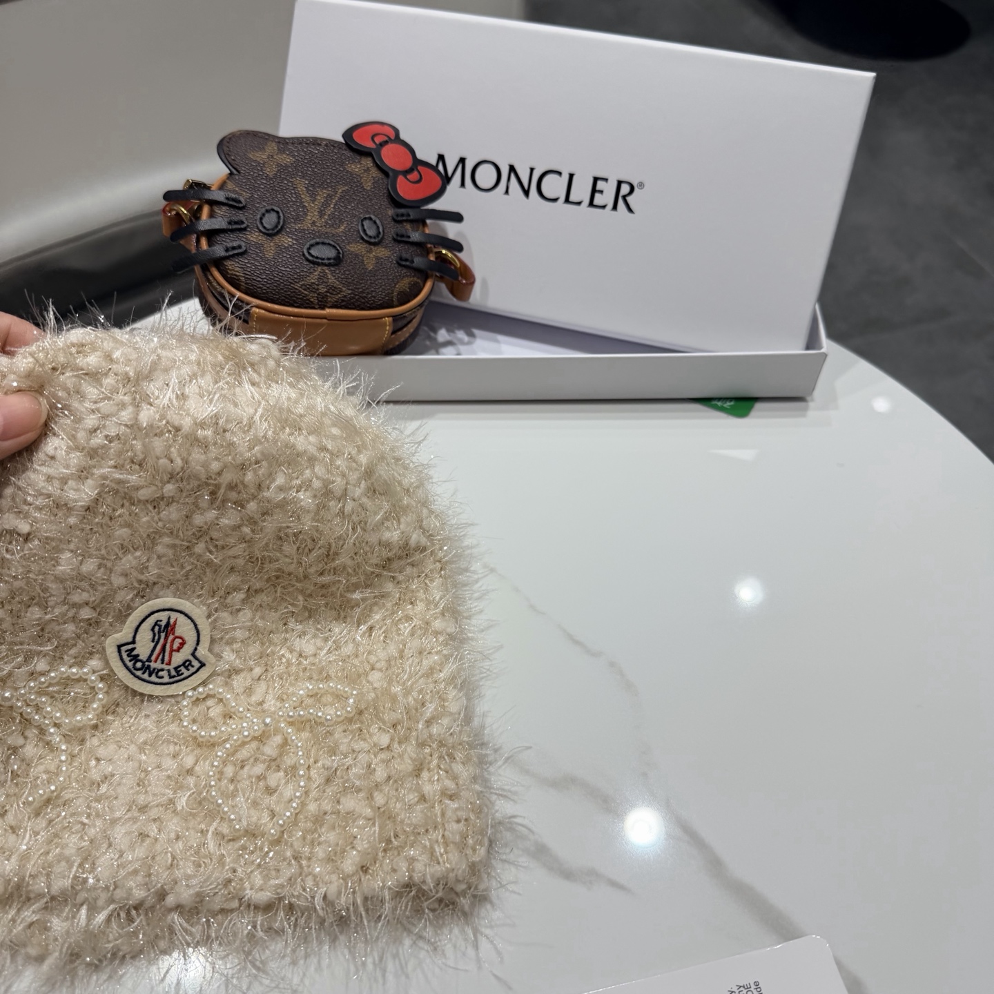 蒙口蝴蝶结毛绒渔夫帽子女2025新款冬季加厚保暖护耳针织帽大头围盆帽