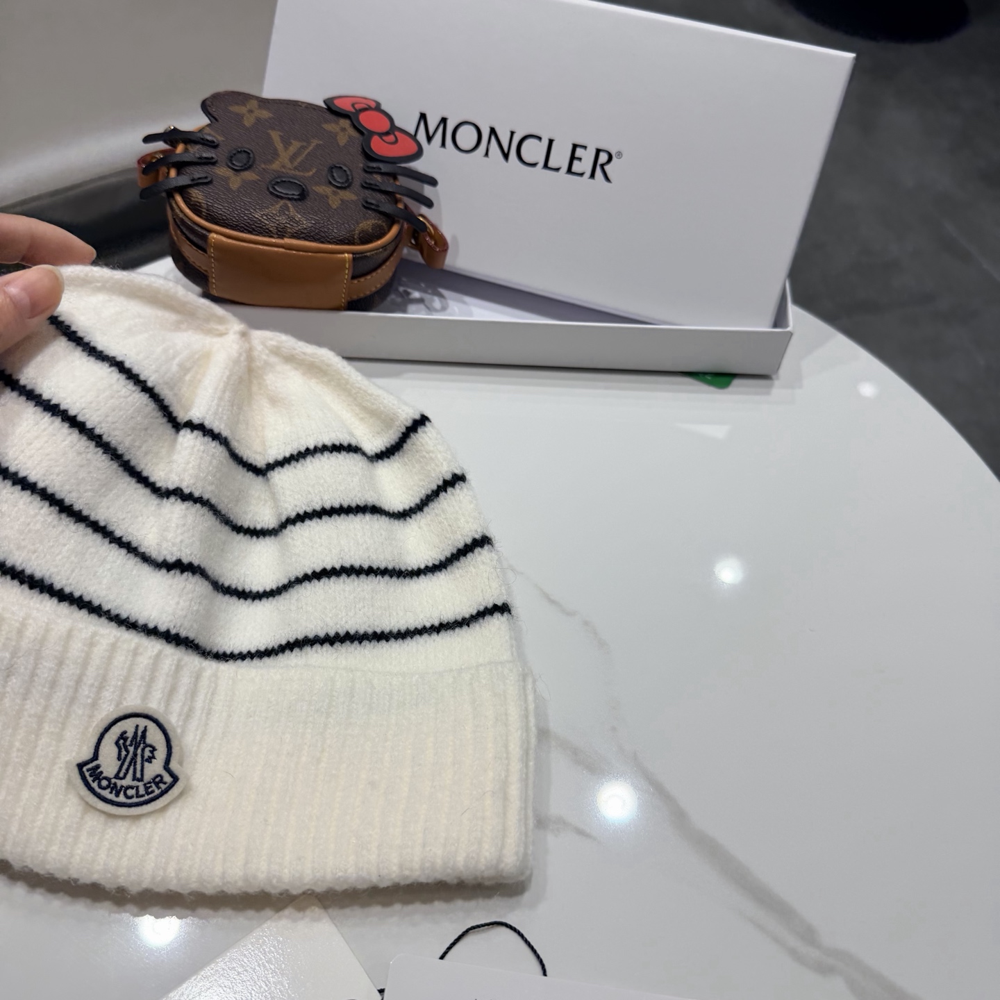 蒙口经典复古条纹彩色毛线帽毛球保暖护耳套头帽秋冬季时尚休闲百搭潮