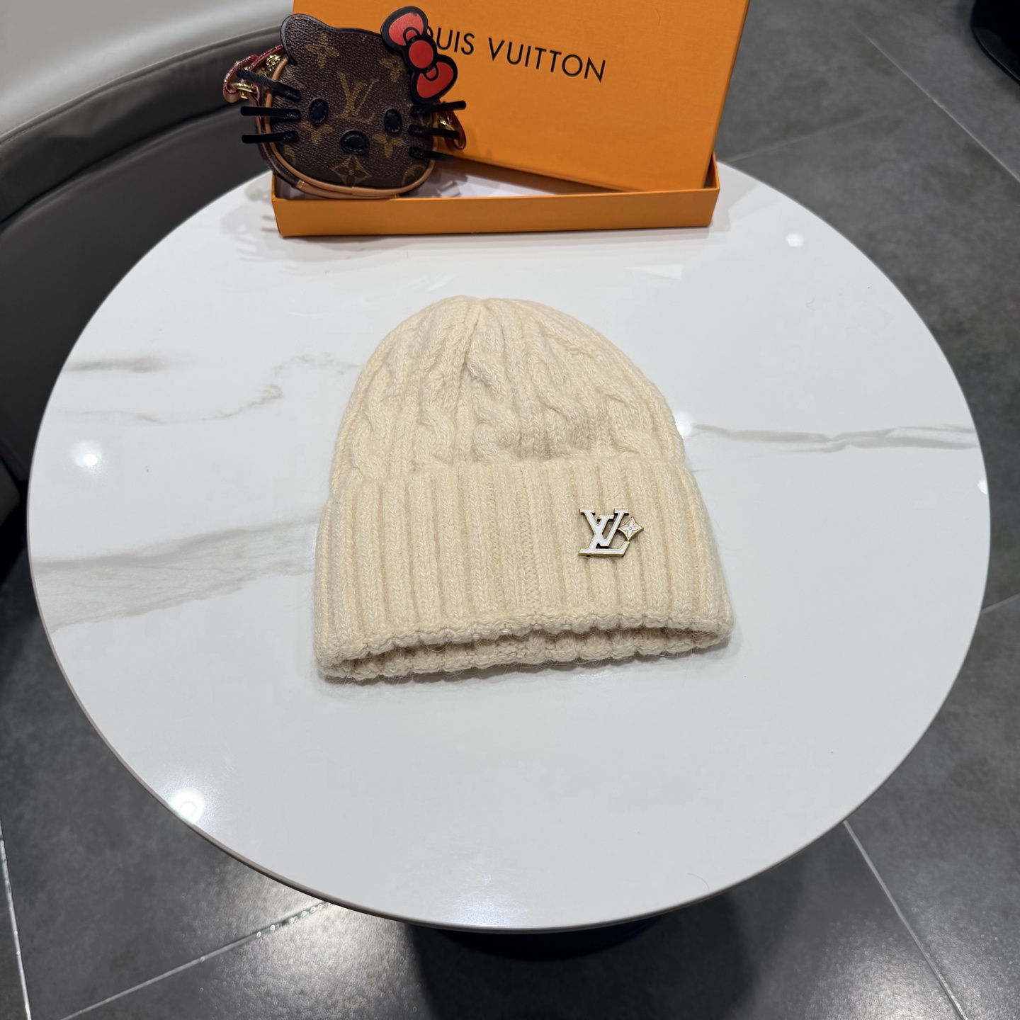 Lv路易斯新款针织毛线帽 