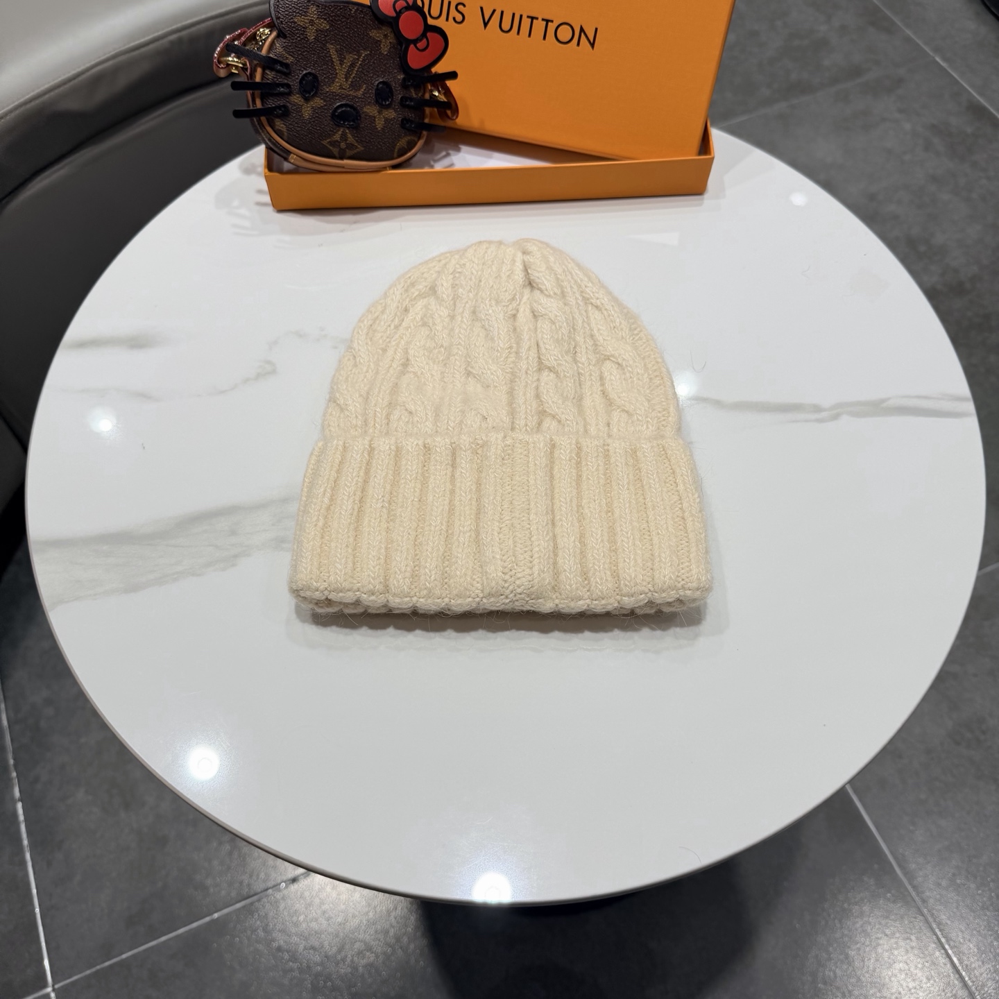 Lv路易斯新款针织毛线帽 