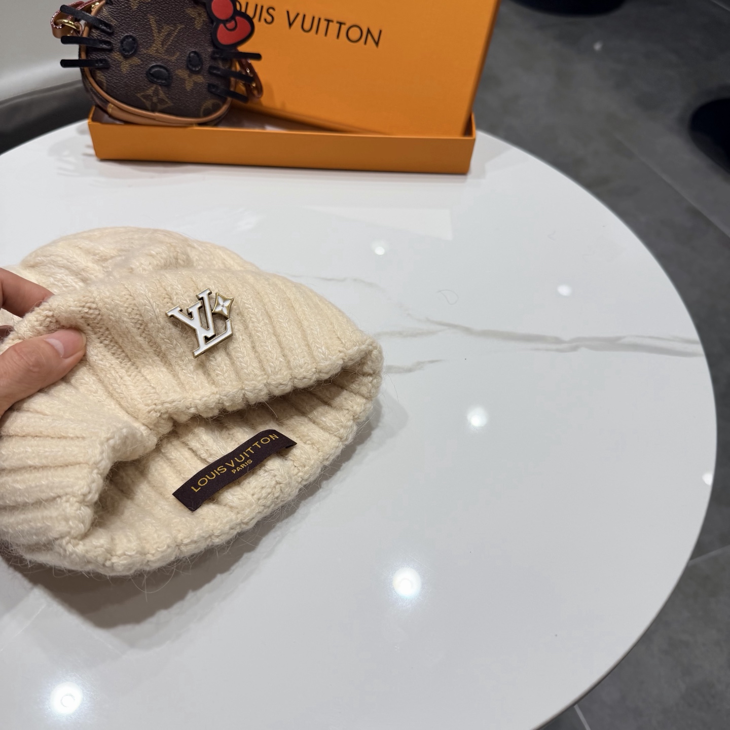 Lv路易斯新款针织毛线帽 