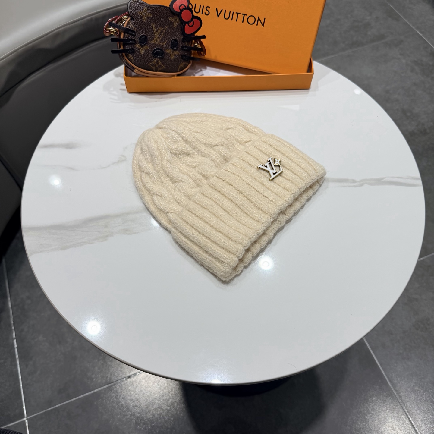 Lv路易斯新款针织毛线帽 