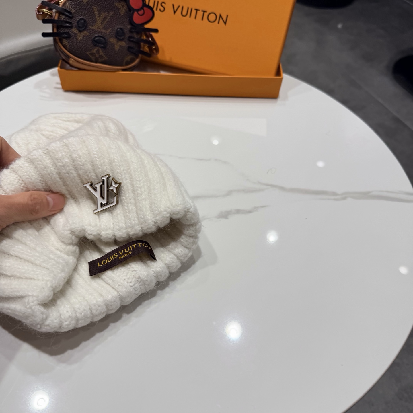 Lv路易斯新款针织毛线帽 