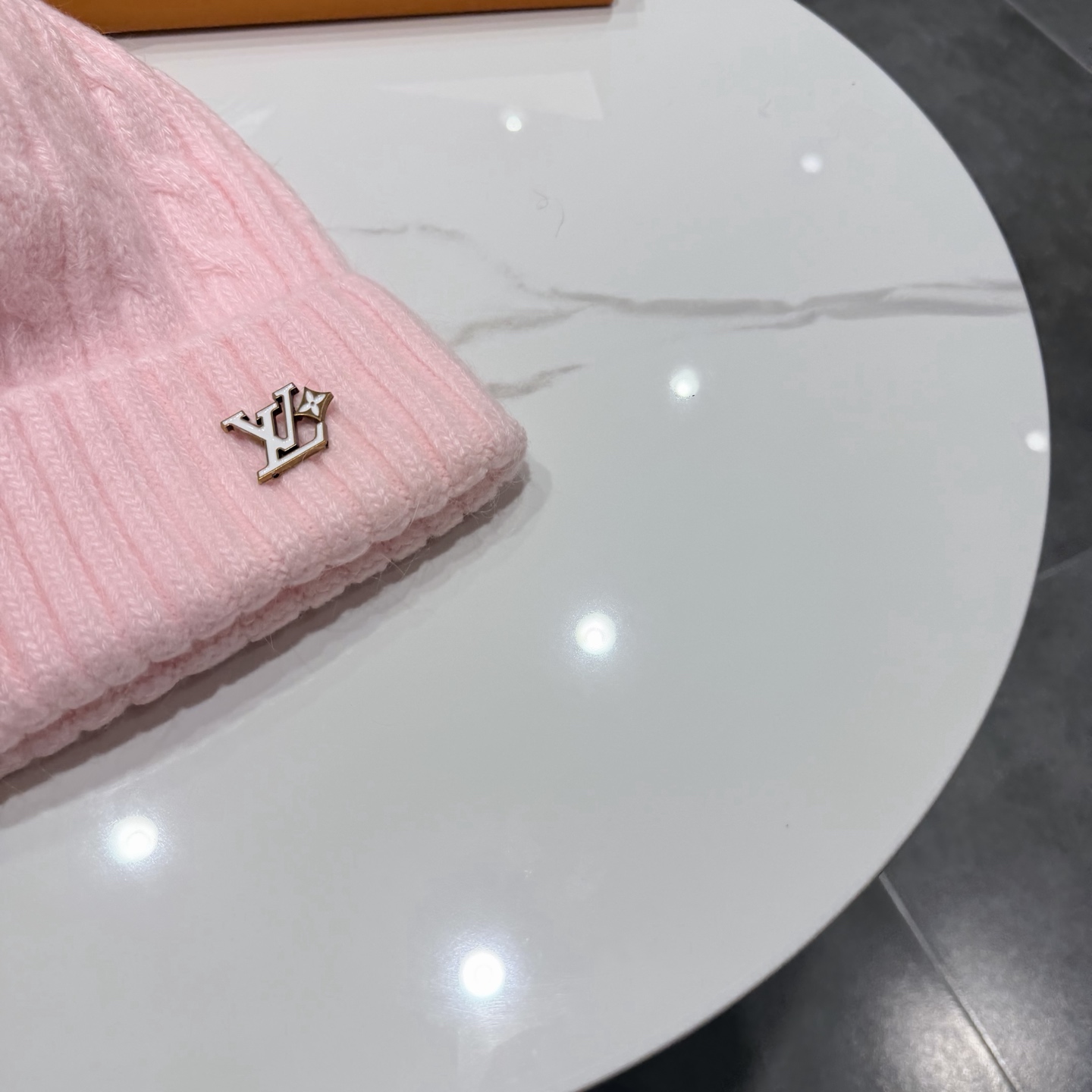 Lv路易斯新款针织毛线帽 