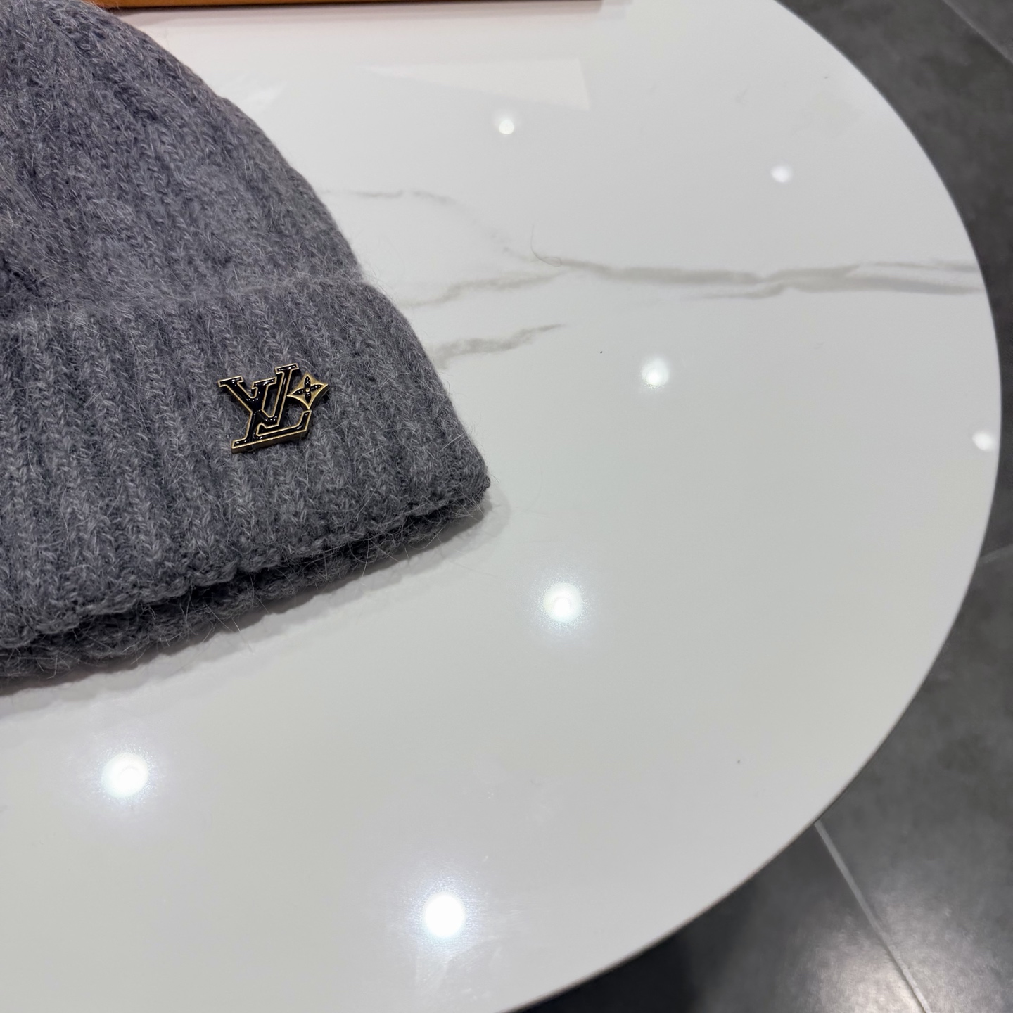 Lv路易斯新款针织毛线帽 