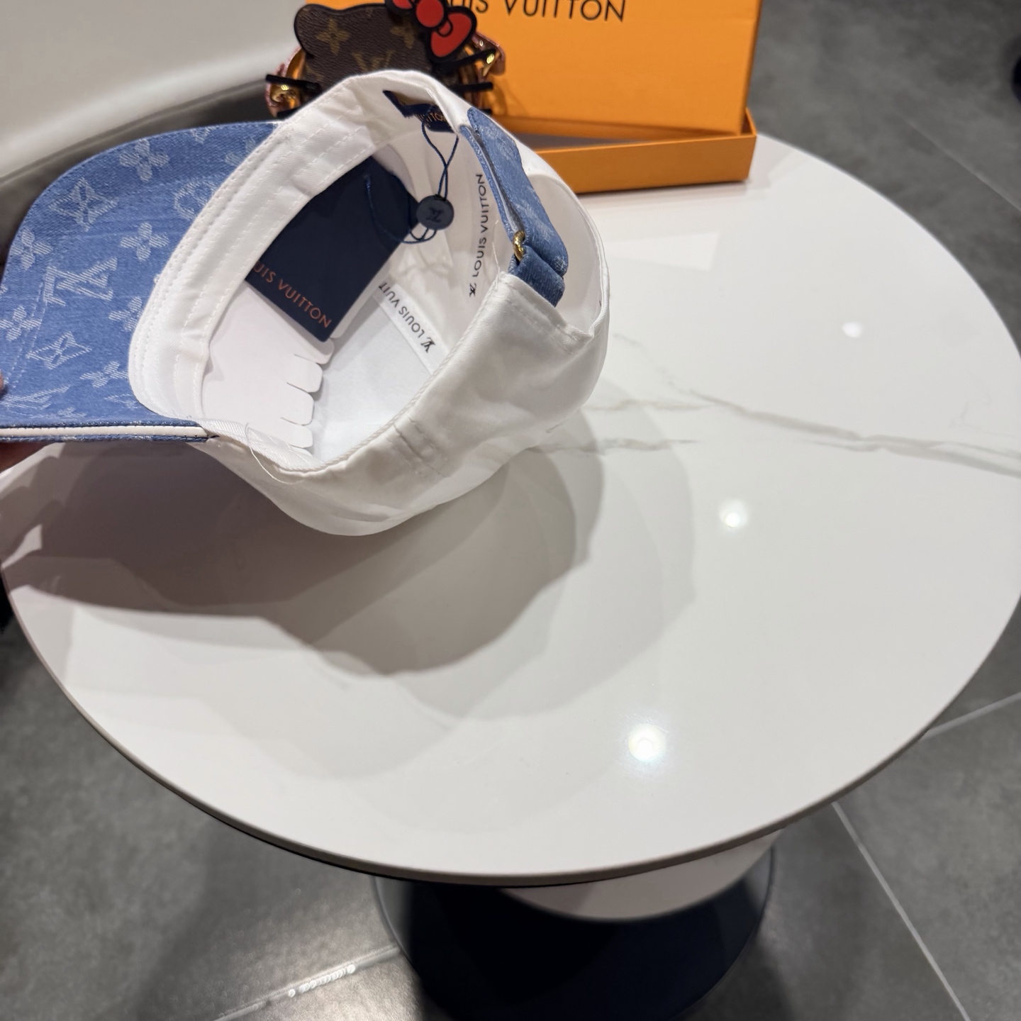 路易威登棒球帽LouisVuitton👒😍新款LV棒球帽，重工打造♥完美刺绣，高端大气，百搭款🤗男女通用