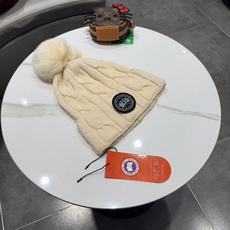 上新ꫛꫀꪝ ❥——加拿大鹅。CANADA GOOSE 新羊毛针织帽,官网原单复刻.非常柔软亲肤,弹性很好!有质感又非常百 上新ꫛꫀꪝ ❥——加拿大鹅。CANADA GOOSE 新羊毛针织帽,官网原单复刻.非常柔软亲肤,弹性很好!有质感又非常百