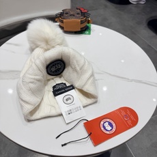 上新ꫛꫀꪝ ❥——加拿大鹅。CANADA GOOSE 新羊毛针织帽,官网原单复刻.非常柔软亲肤,弹性很好!有质感又非常百 上新ꫛꫀꪝ ❥——加拿大鹅。CANADA GOOSE 新羊毛针织帽,官网原单复刻.非常柔软亲肤,弹性很好!有质感又非常百