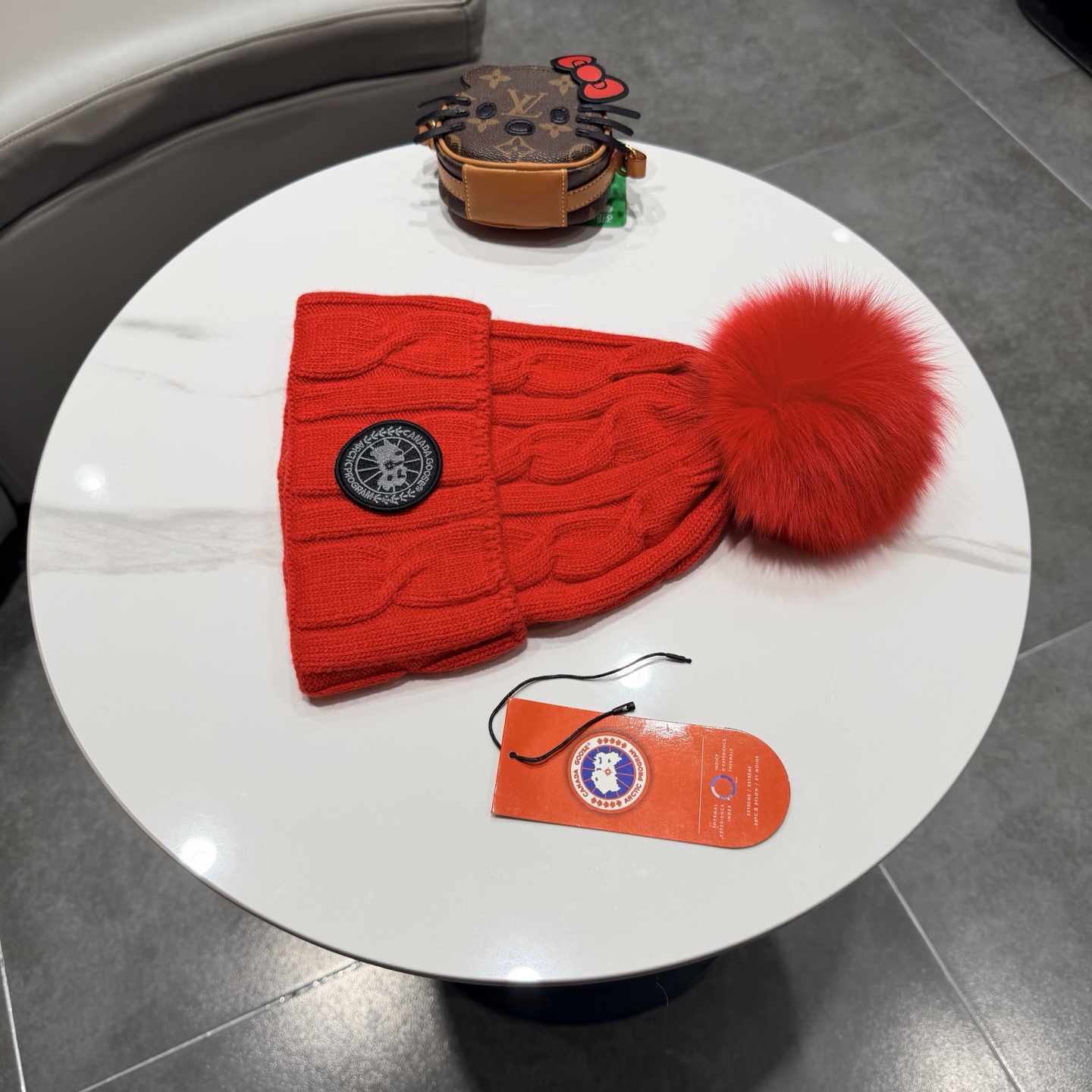上新ꫛꫀꪝ ❥——加拿大鹅。CANADA GOOSE 新羊毛针织帽，官网原单复刻.非常柔软亲肤，弹性很好！有质感又非常百