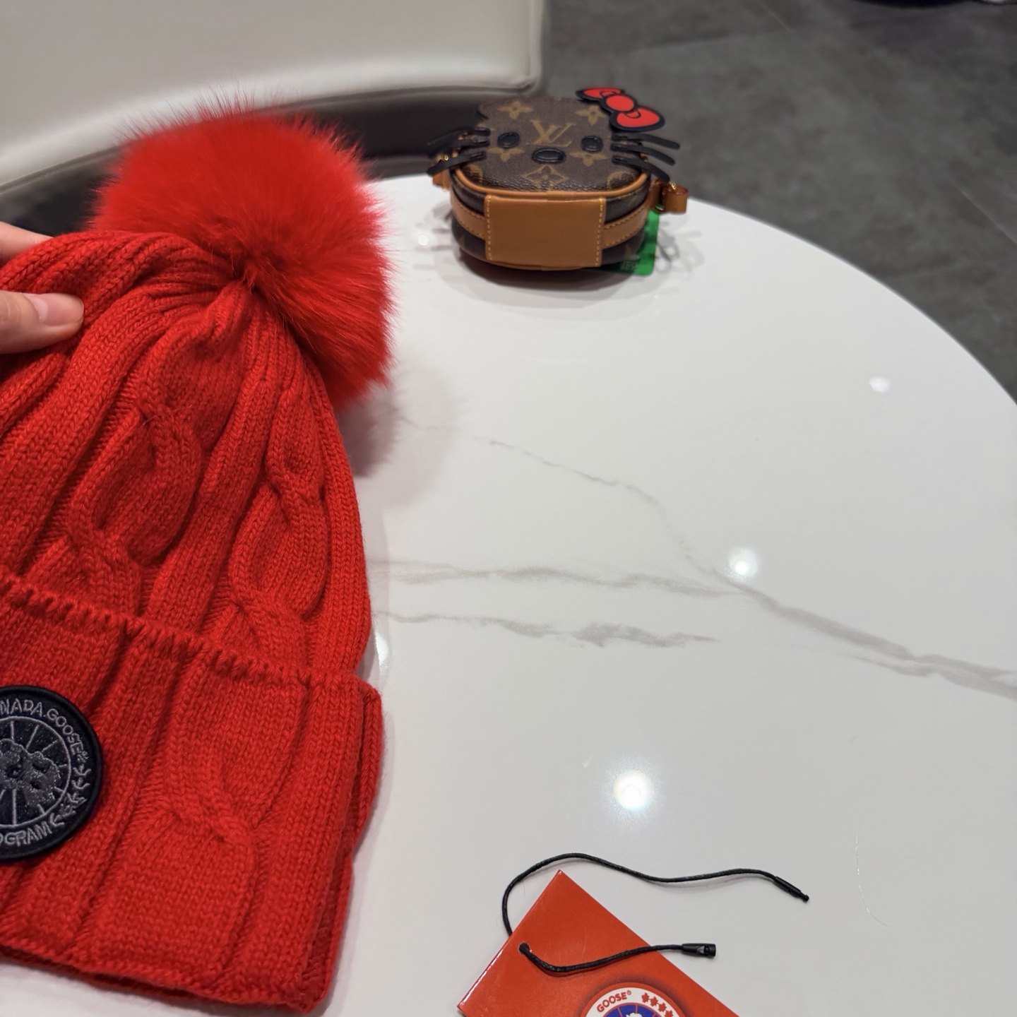 上新ꫛꫀꪝ ❥——加拿大鹅。CANADA GOOSE 新羊毛针织帽，官网原单复刻.非常柔软亲肤，弹性很好！有质感又非常百