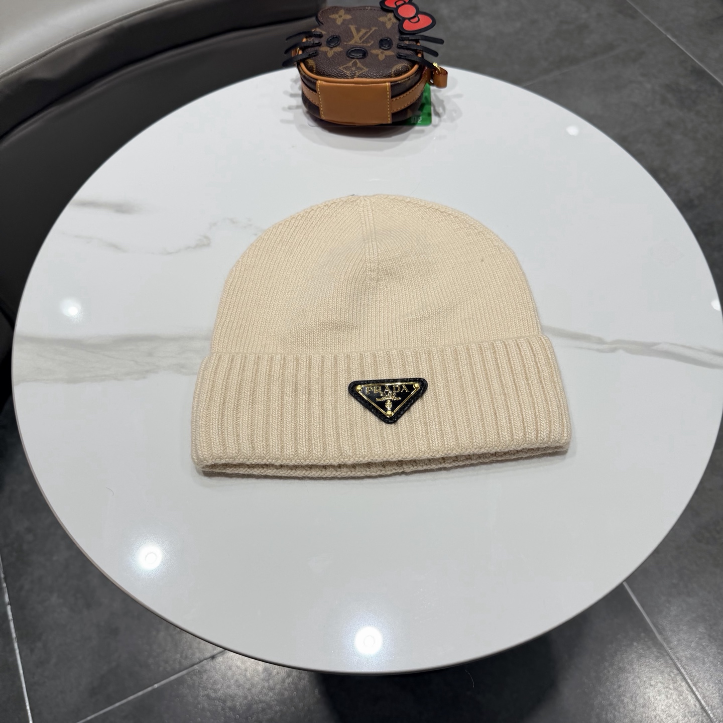 prada普拉达新款针织毛线帽,百分百羊毛🦙