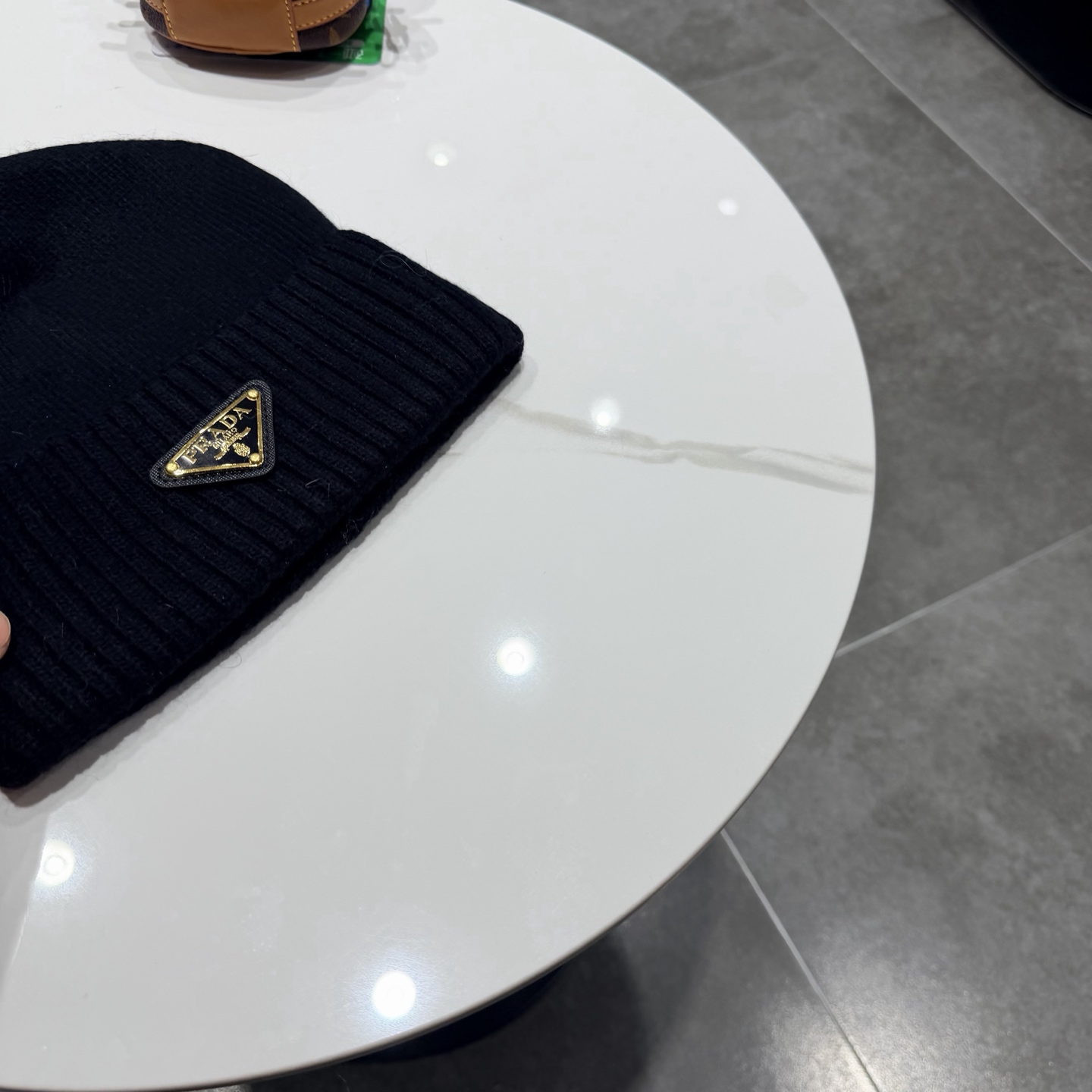 Prada普拉达新款针织毛线帽，百分百羊毛🦙