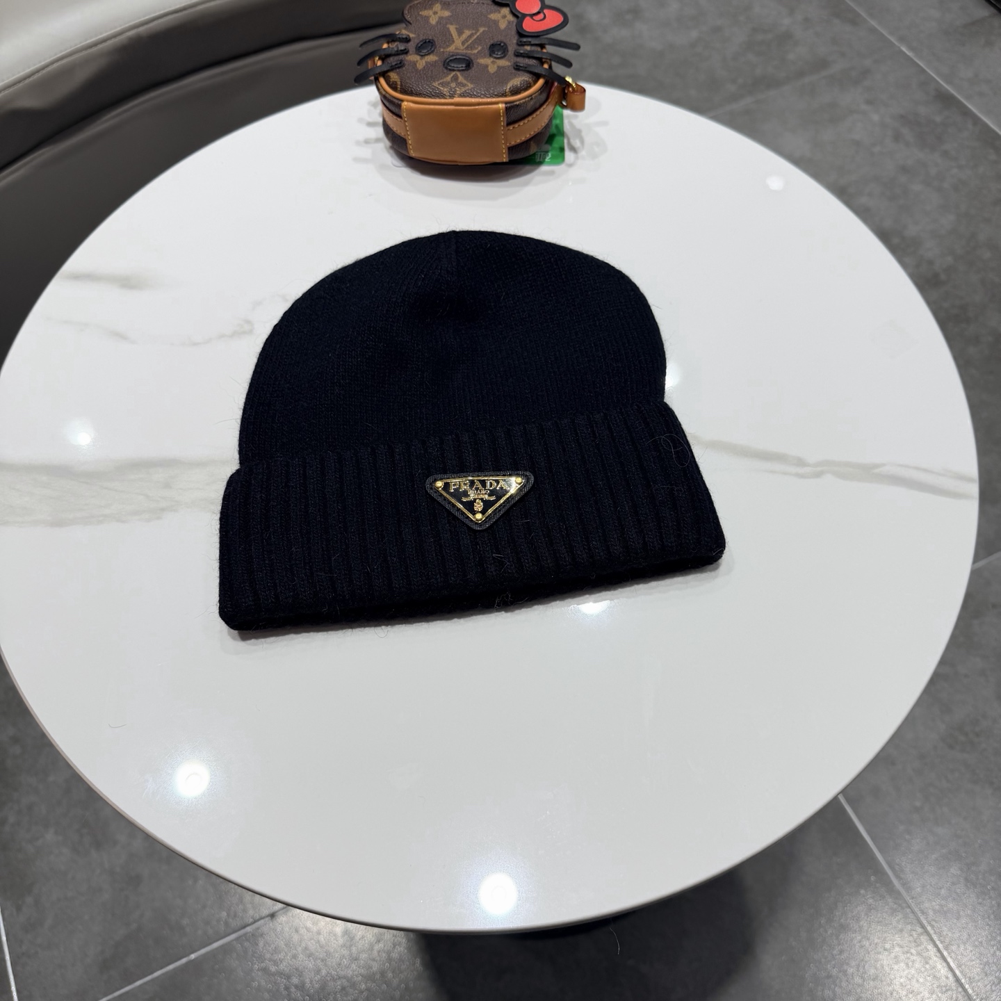 prada普拉达新款针织毛线帽,百分百羊毛🦙