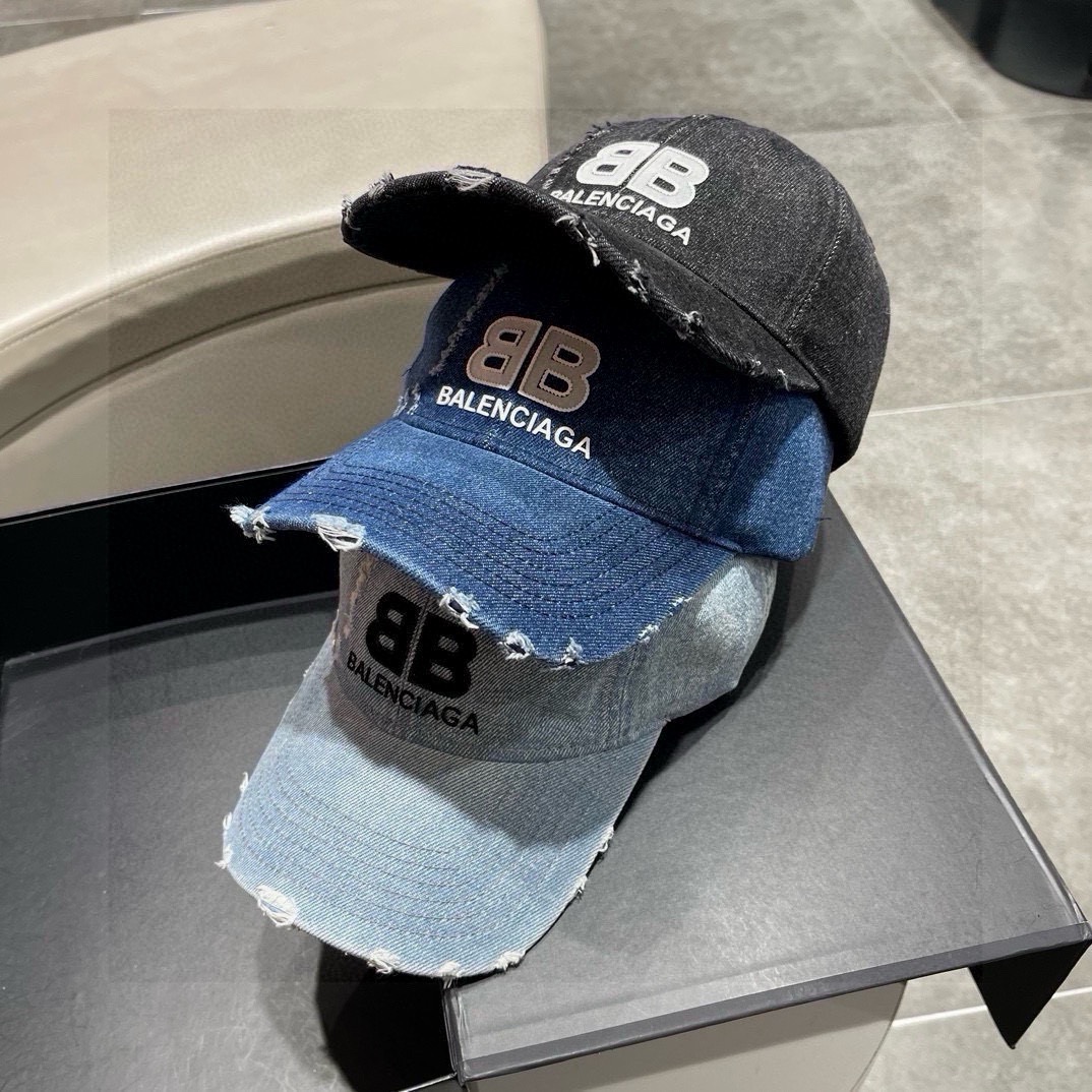 Balenciaga hat Balenciaga — photo 5