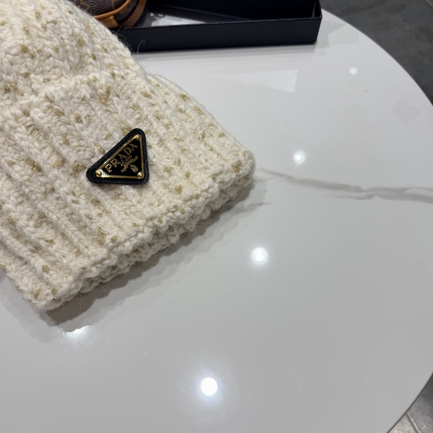 普拉达新款针织毛线帽