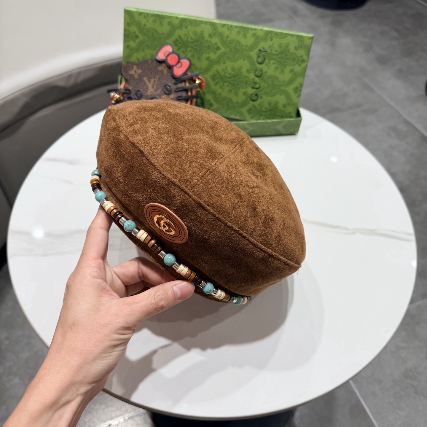 gucci古奇秋冬新款麂皮绒贝雷帽女波嬉风复古时尚显脸小报童帽画家帽男