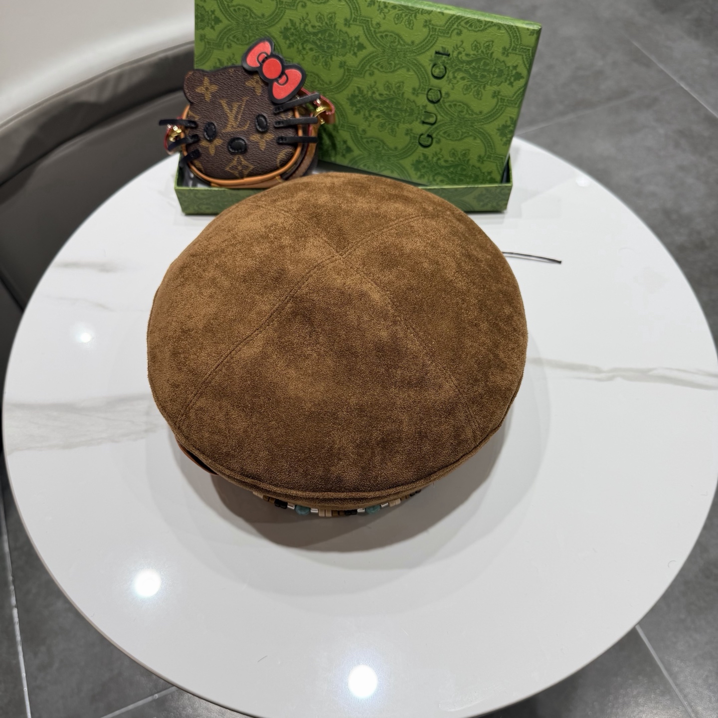 gucci古奇秋冬新款麂皮绒贝雷帽女波嬉风复古时尚显脸小报童帽画家帽男